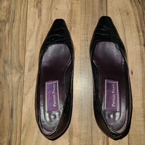 Phyllis Poland Crocodile Pumps - Picture 6 of 7
